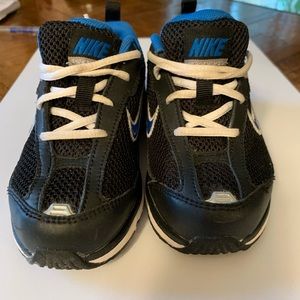 Nike Shox Boys Shoes